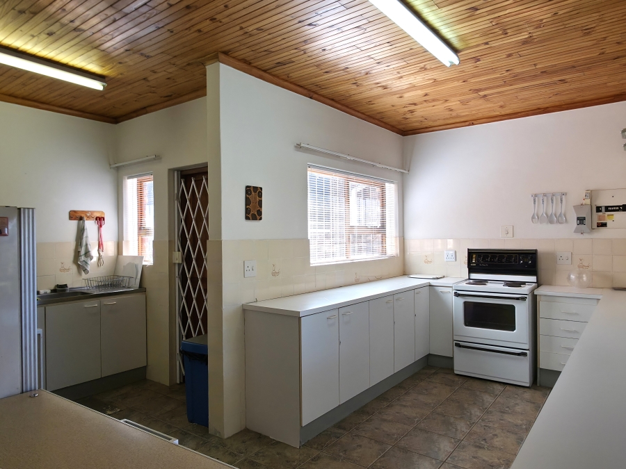 4 Bedroom Property for Sale in Noorsekloof Eastern Cape